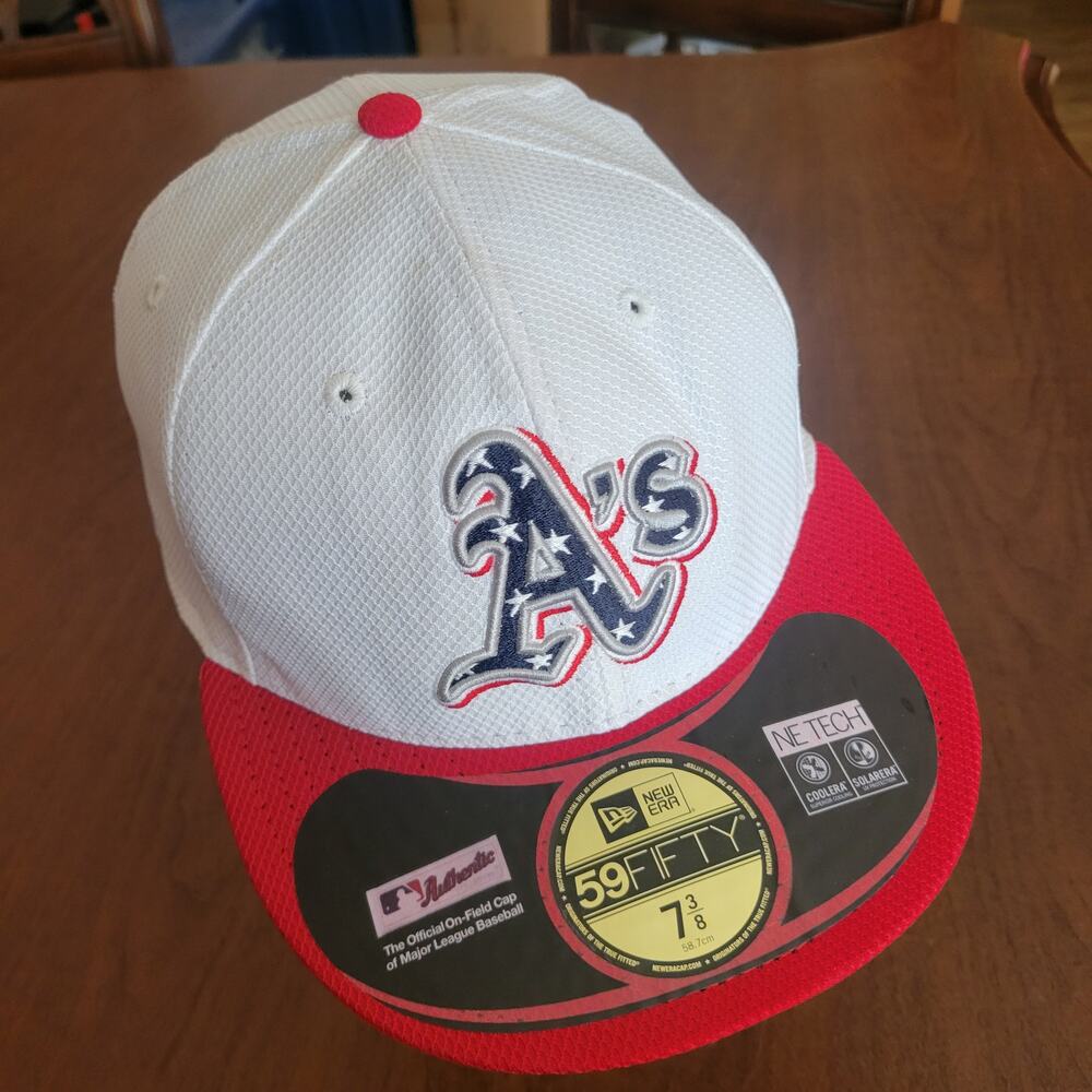 New Era 59Fifty Oakland A's Patriotic 4th of July Red white Hat Cap Sz 7 3/8 New